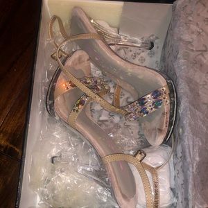 Johnathan kayne size 7.5 shoes